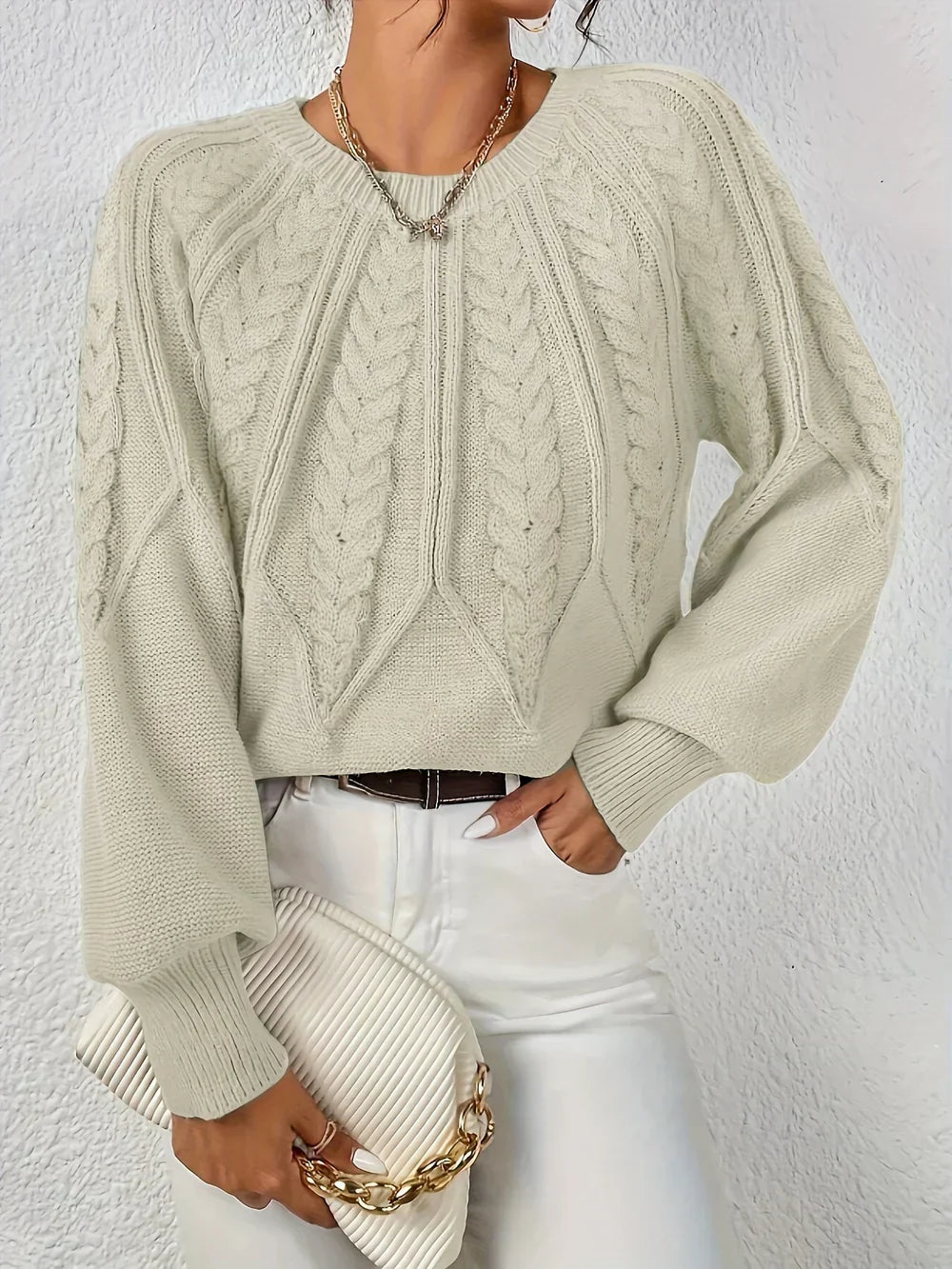 BRIONA - Classic Comfort Sweater