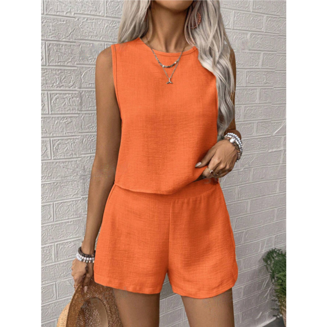 AVAMARI – Comfy Crew Neck Outdoor Outfit